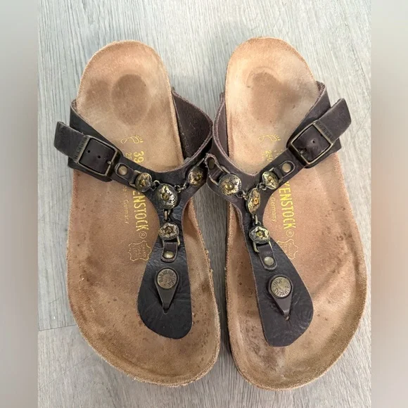 Birkenstock Gizeh Brown Leather Thong Sandals Brass/Gold Accents - Rare Find! - Picture 1 of 16